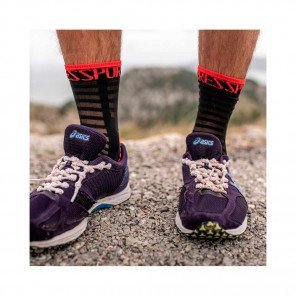 COMPRESSPORT Pro Racing Socks V3.0 Ultralight Run High Mixte Noir/Rouge